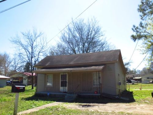 405 Vine St, Centralgrove, MS 39730-2555