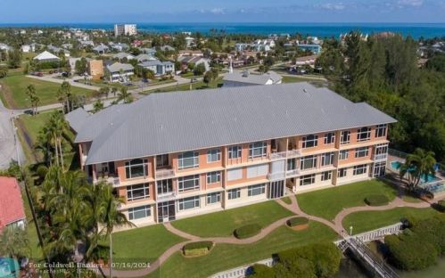 1701 Gulfstream Ave, Fort Pierce FL  34949-3531 exterior