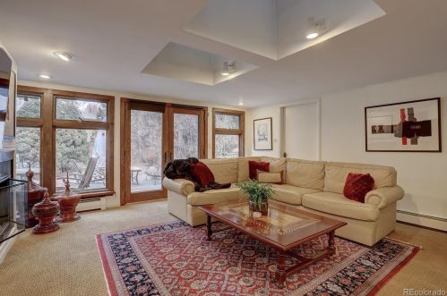 2475 Jackson St, Denver CO 80210-5638 exterior