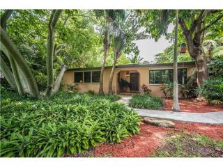 9201 112th St, Miami, FL 33176-3645