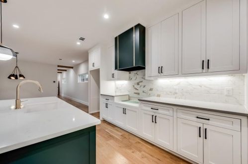 9003 Frst Hl Blvd, Dallas TX 75218-3633 exterior