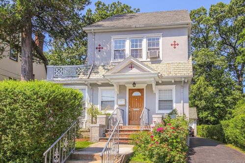 324 Nuber Ave, Mount Vernon, NY 10553-1903