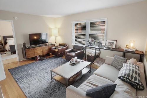 1388 Verdugo Rd, Glendale CA  91205-0028 exterior