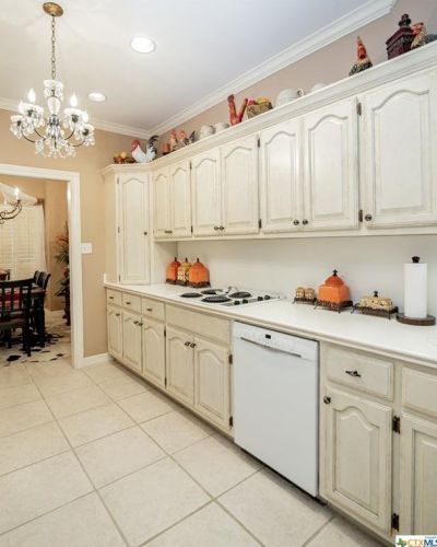 225 Charleston Dr, Victoria TX 77904-3814 exterior