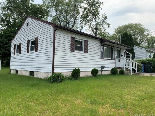 22 Great Plain Rd, Norwich, CT 06360-7033