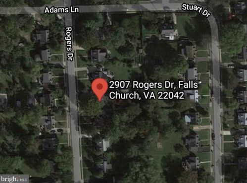 2907 Rogers Dr, Falls Church, VA 22042-1425