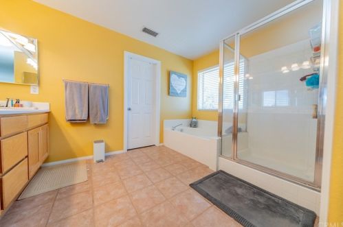 28 Del Brienza, Lake Elsinore CA  92532-0221 exterior