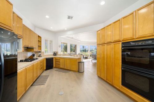 78695 Castle Pines Dr, La Quinta CA  92253-5816 exterior