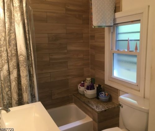 221 New St, West Paterson NJ  07424-3329 exterior