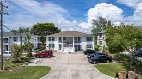 429 47th St, Cape Coral, FL 33914-6468