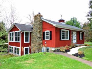5119 Neola Rd, Stroudsburg, PA 18360-7133