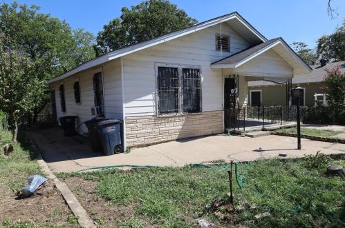 2222 Lee Ave, Fort Worth, TX 76164-8028