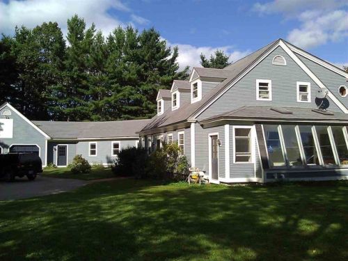 4 Whittier Rd, Deerfield, NH 03037-1308