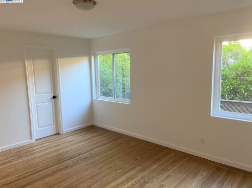 3139 Courtland Ave, Oakland CA 94601-4707 exterior