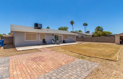 3068 89 Dr, Phoenix AZ 85037-1171 exterior