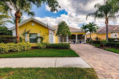 7650 Sicilia Ct, Naples, FL 34114-2678