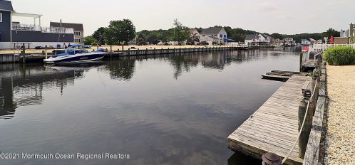 88 Moorage Ave, Berkeley Township NJ  08721-1878 exterior