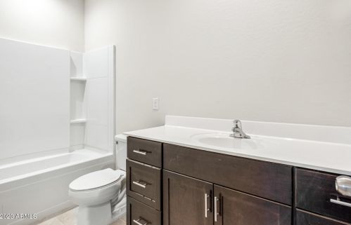 10814 Chipman Rd, Tolleson AZ  85353-4442 exterior