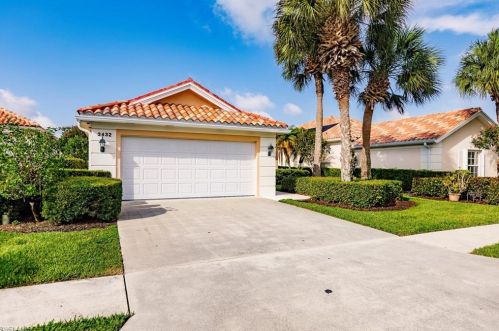 3432 Donoso Ct, Naples, FL 34109-1377