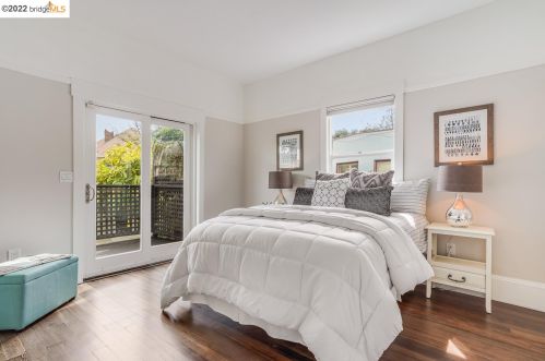 721 45 St, Oakland CA 94609-1802 exterior