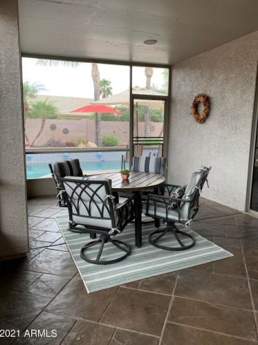 2093 Torrey Pines Pl, Chandler, AZ 85249-4826