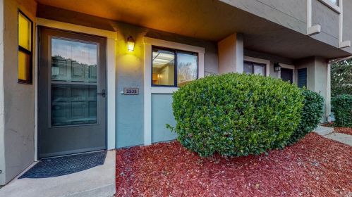 2535 Vallejo St, Santa Rosa, CA 95405-6948