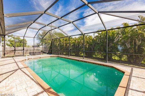 1823 6th Ave, Cape Coral FL  33909-9216 exterior