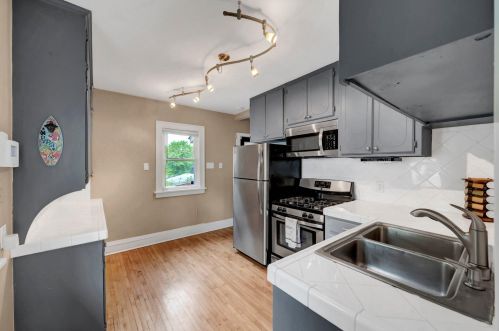 1365 Edgerton St, Saint Paul MN  55130-3429 exterior