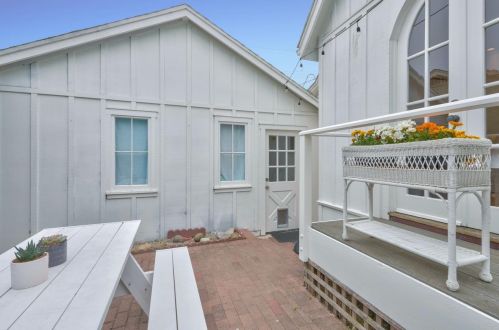 238 Park St, Del Monte Park CA  93950-3334 exterior