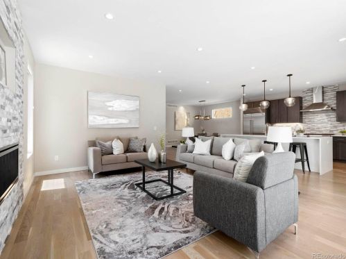 1140 Cook St, Denver CO 80205-5010 exterior