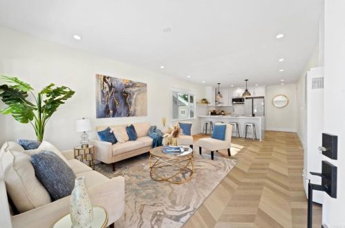 244 27th St, San Diego CA  92102-3118 exterior