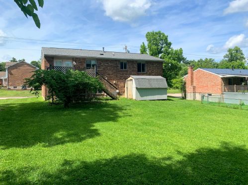 2613 Amsterdam Rd, Covington, KY 41017-3795