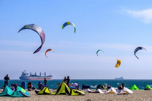 1230 Ocean Blvd, Long Beach CA  90802-6910 exterior