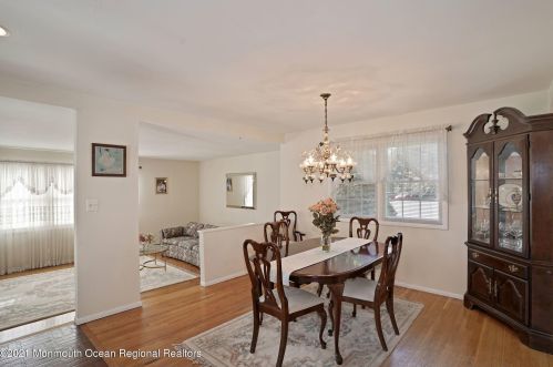 412 Valley Way, Bricktown NJ  08723-4914 exterior