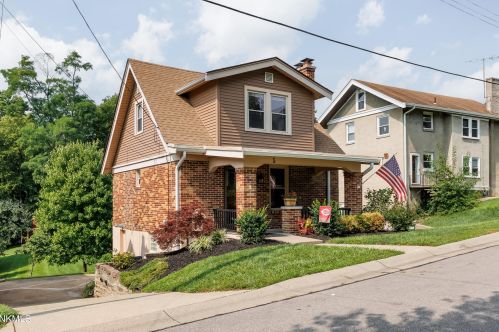 5 Anthony Ln, Covington, KY 41017-2913