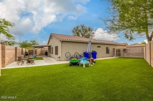 2626 Bellerive Dr, Chandler, AZ 85249-4126