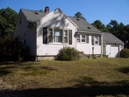 5491 Flat River Rd, Coventry, RI 02827-1728
