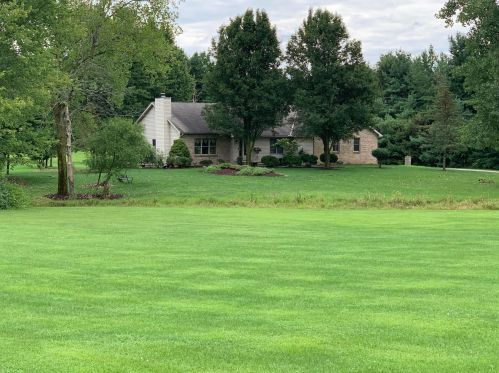 1640 Burnside Rd, Pataskala, OH 43062-9743