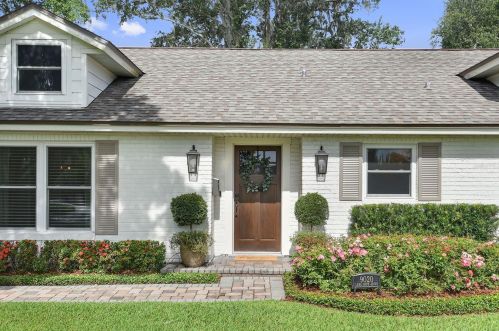 9020 Lake Hope Dr, Maitland, FL 32751-4218