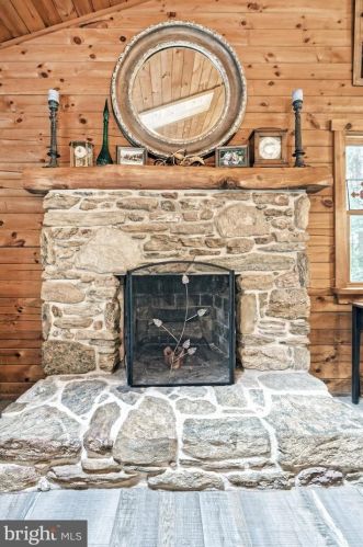 315 Bacon Rd, Red Lion PA  17356-8887 exterior