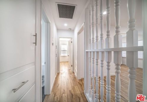 44643 Date Ave, Lancaster CA 93534-3101 exterior