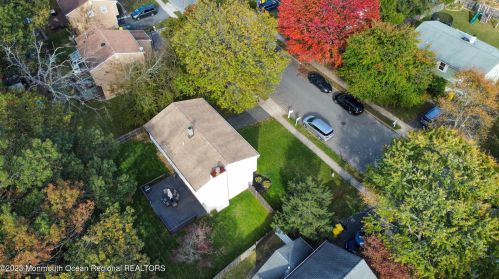 922 Morris Ave, Lakewood NJ  08701-5521 exterior