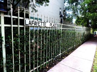 4406 Lafayette St, Dallas TX  75204-4408 exterior