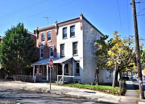 1053 Cherry St, Norristown, PA 19401-3801