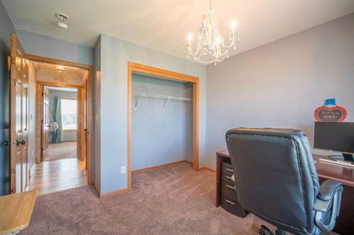 263 Stonefield Dr, Lake Mills WI  53551-1963 exterior