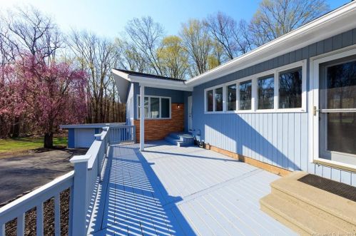 939 Boston Tpke, Manchester CT  06043-7403 exterior