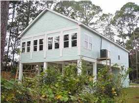 11 Quiet Cove Trl, Ochlockonee Bay, FL 32346-2164