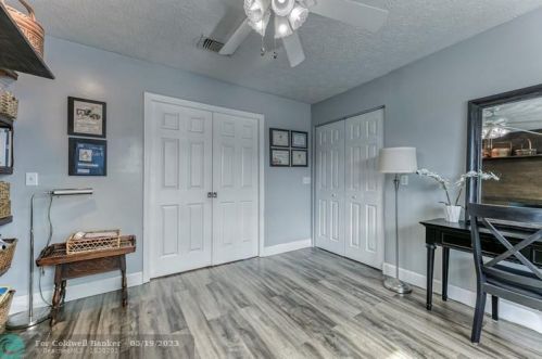 2399 Floresta Dr, Fort Pierce FL  34984-5218 exterior