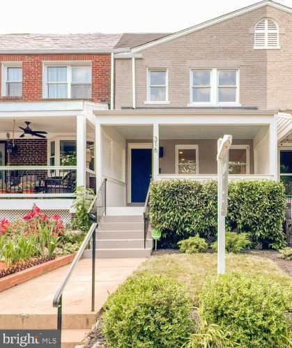 316 18th St, Washington, DC 20002-6608