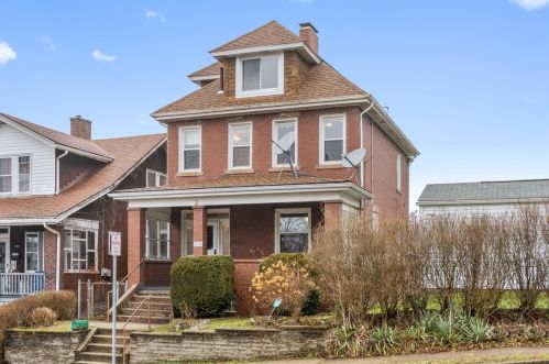 835 13th St, Ambridge PA  15003-1949 exterior